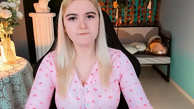 Stef Nicks online show from 02-24-26, 09:07