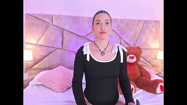 ClaradelMar online show from 04-28-26, 10:31