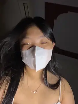 Thuylinh05 online show from 10-07-25, 07:11