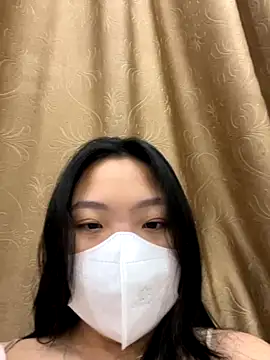 Thuylinh05 online show from 10-19-25, 05:24