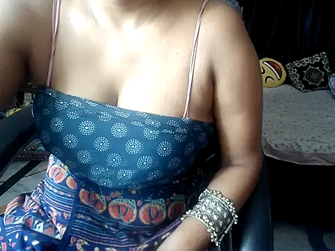 Snapshot of Anaconda-Mall chatting on 11-03-25, 03:46 Anaconda-Mall online show from 11-03-25, 03:46