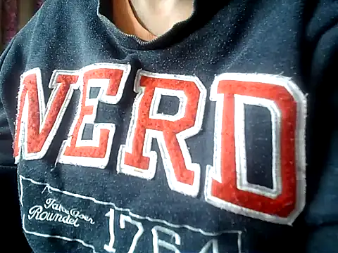 Snapshot of Anaconda-Mall chatting on 11-16-25, 10:04 Anaconda-Mall online show from 11-16-25, 10:04