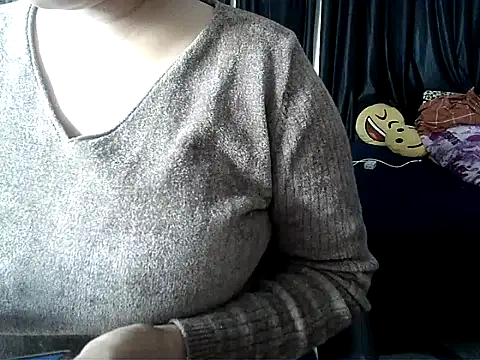 Snapshot of Anaconda-Mall chatting on 11-24-25, 03:45 Anaconda-Mall online show from 11-24-25, 03:45