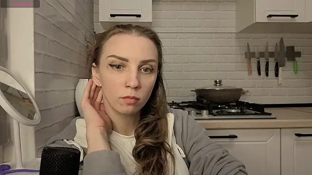 Edena  online show from 04-19-26, 06:21