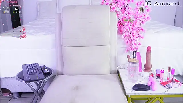 Auroraa x1 online show from 02-01-26, 02:21