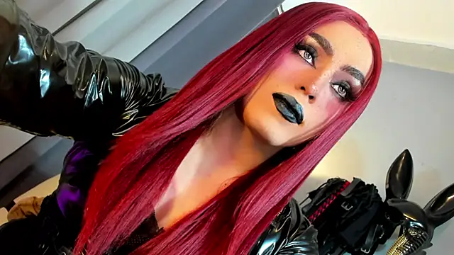 Snapshot of MagnaCumLoader17 chatting on 02-17-26, 02:30 MagnaCumLoader17 online show from 02-17-26, 02:30