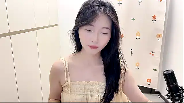 Rosalind xixi online show from 09-11-25, 12:16