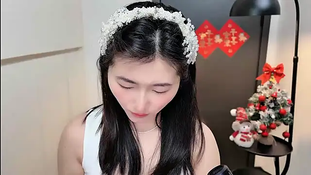 Rosalind xixi online show from 02-14-26, 10:56