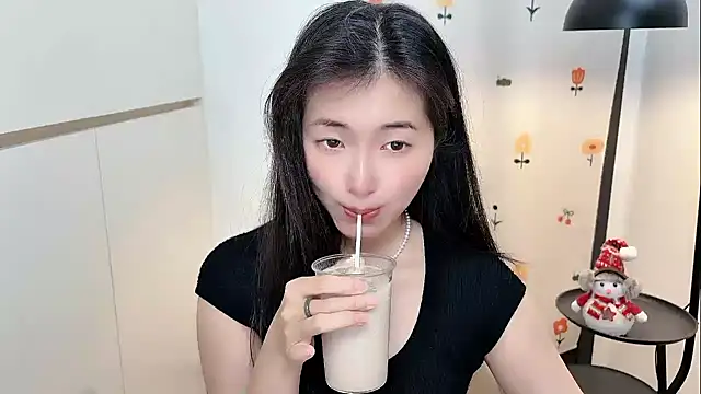 Rosalind xixi online show from 04-27-26, 02:53