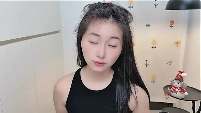 Snapshot of Rosalind_xixi chatting on 04-30-26, 02:40 Rosalind xixi online show from 04-30-26, 02:40
