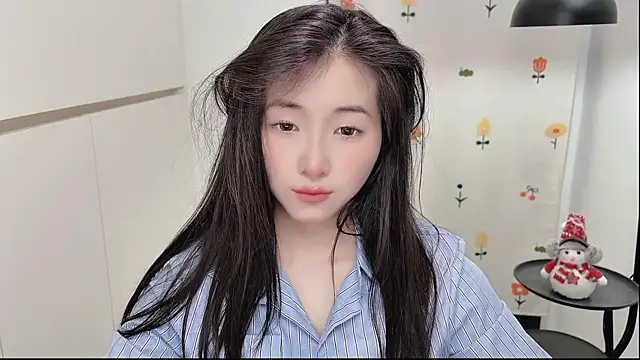 Snapshot of Rosalind_xixi chatting on 05-21-26, 03:13 Rosalind xixi online show from 05-21-26, 03:13