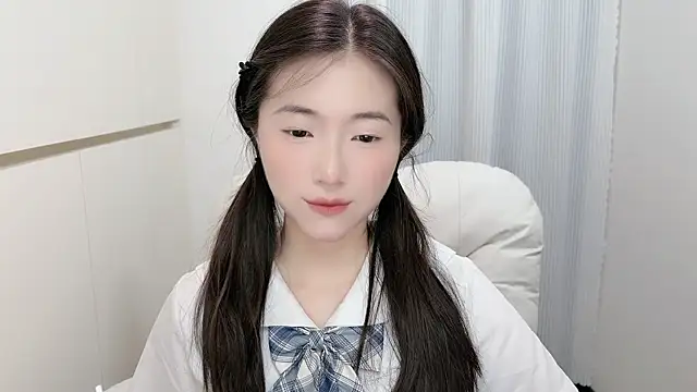 Rosalind xixi online show from 07-28-26, 01:56