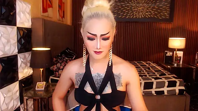 HorseCockDivine online show from 02-18-26, 05:53