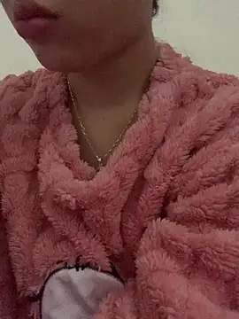 Nguyenha11 online show from 01-06-26, 08:51