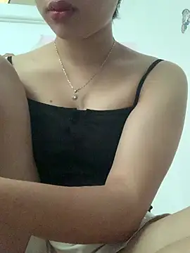 Nguyenha11 online show from 07-10-26, 02:05
