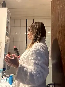 Snapshot of IsabellaEtha chatting on 01-09-26, 01:25 IsabellaEtha online show from 01-09-26, 01:25