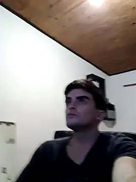 Snapshot of Rodrigo99_9 chatting on 04-04-26, 08:17 Rodrigo99 9 online show from 04-04-26, 08:17