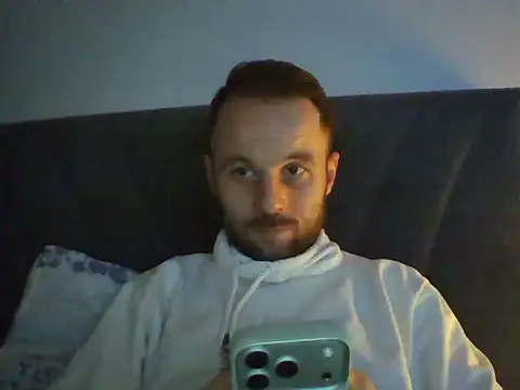 Snapshot of isimsizsikicii chatting on 02-23-26, 04:04 isimsizsikicii online show from 02-23-26, 04:04