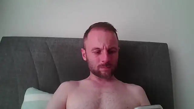 isimsizsikicii online show from 06-12-26, 02:49