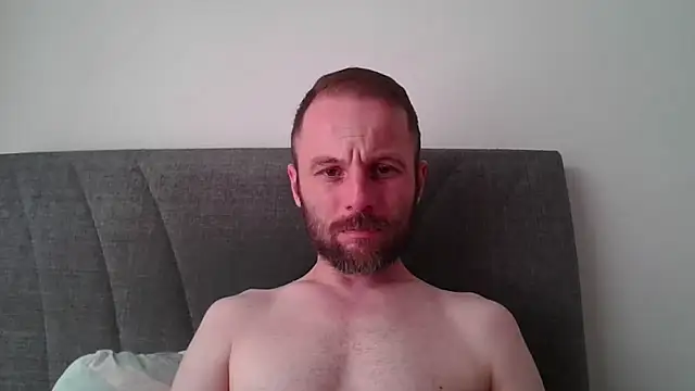 isimsizsikicii online show from 06-25-26, 02:21