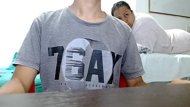 18and45couple online show from 05-04-26, 02:18