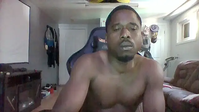 Snapshot of Dico420 chatting on 06-23-26, 03:43 Dico420 online show from 06-23-26, 03:43