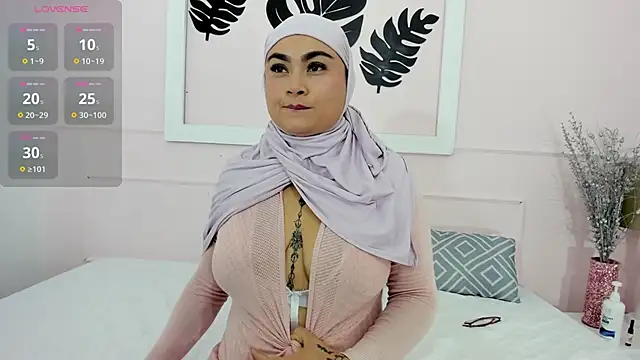 Snapshot of azaharaaa_ chatting on 09-12-25, 11:43 azaharaaa online show from 09-12-25, 11:43