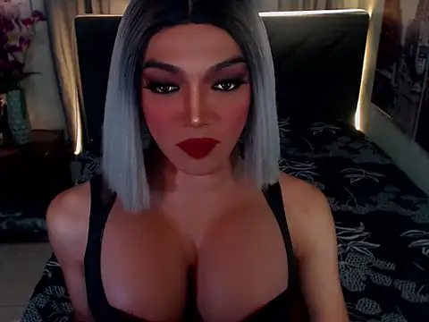 Snapshot of OhhMyV3nus chatting on 10-27-25, 06:50 OhhMyV3nus online show from 10-27-25, 06:50