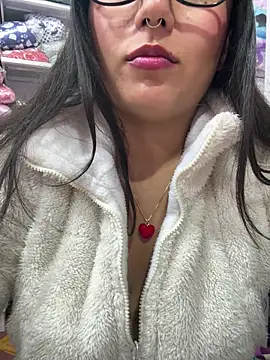 Snapshot of saranghae_ chatting on 01-05-26, 10:35 saranghae online show from 01-05-26, 10:35