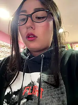 Snapshot of saranghae_ chatting on 01-10-26, 10:58 saranghae online show from 01-10-26, 10:58