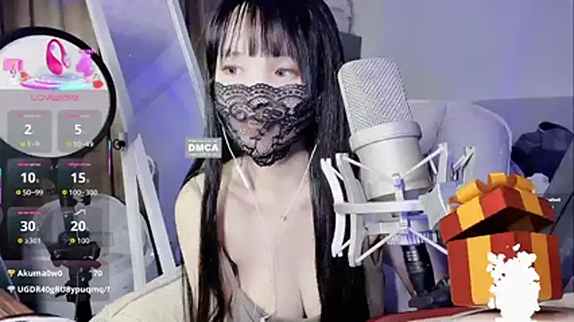 twlilybae online show from 11-04-25, 06:51