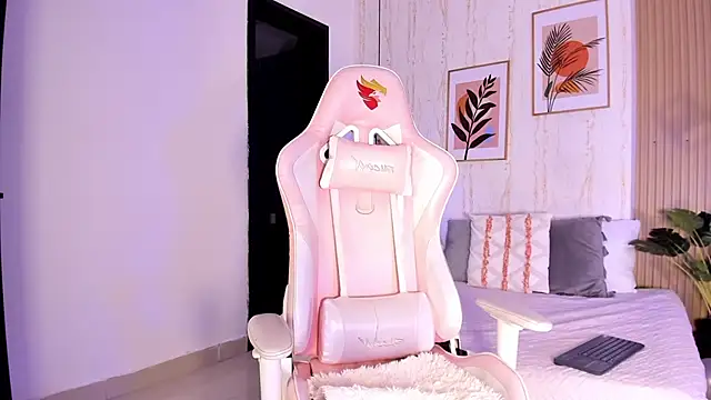 Ayleen Dunkan online show from 11-07-25, 12:38