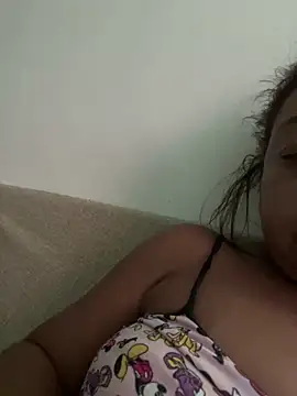 Snapshot of Kamilinha2 chatting on 04-01-26, 08:26 Kamilinha2 online show from 04-01-26, 08:26