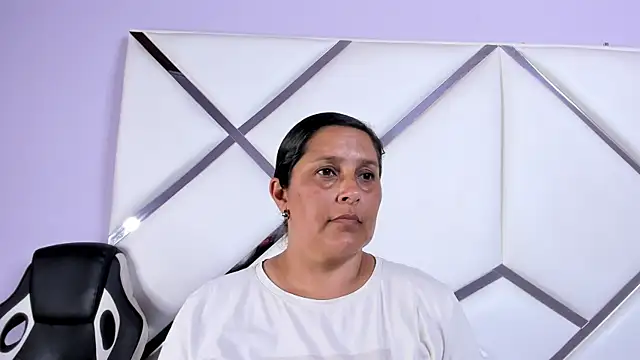 KikaDuque online show from 07-25-26, 07:44