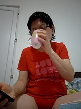 Vera Elle online show from 12-16-25, 01:54