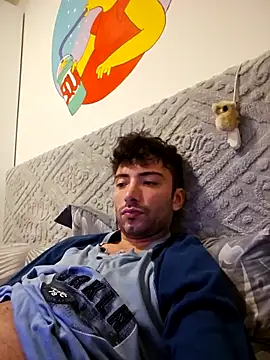 Snapshot of scopamiforte20cm chatting on 11-17-25, 12:05 scopamiforte20cm online show from 11-17-25, 12:05