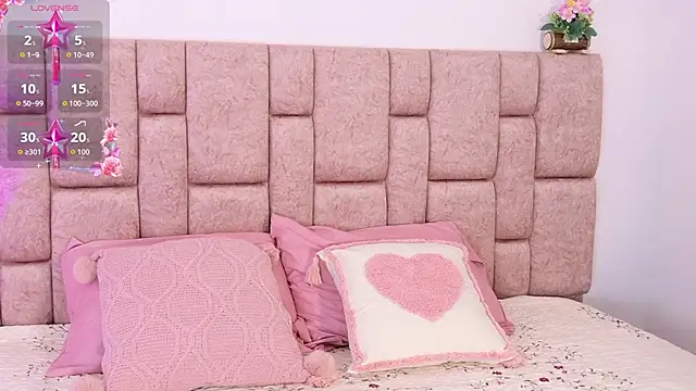 ScarlettLuxe online show from 09-13-25, 02:06