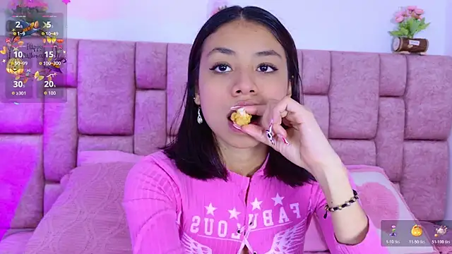 ScarlettLuxe online show from 10-26-25, 09:53