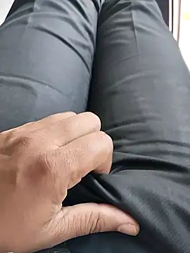 hunk28 6 online show from 10-19-25, 08:04