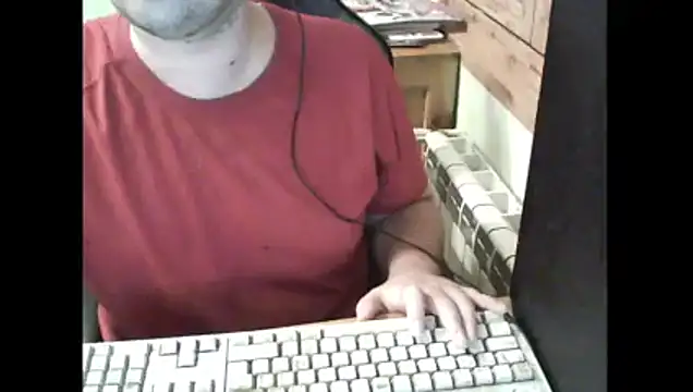 Snapshot of BENDER_50000 chatting on 01-16-26, 12:14 BENDER 50000 online show from 01-16-26, 12:14