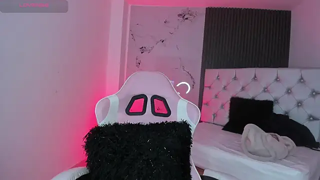 Snapshot of chloesagee chatting on 10-03-25, 10:07 chloesagee online show from 10-03-25, 10:07