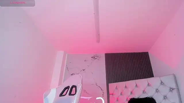 Snapshot of chloesagee chatting on 01-06-26, 10:45 chloesagee online show from 01-06-26, 10:45