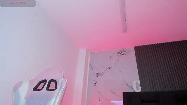 chloesagee online show from 06-22-26, 11:24