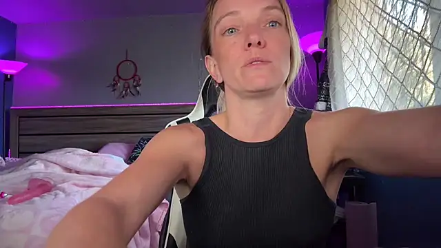 Snapshot of ajmiller25 chatting on 03-04-26, 08:48 ajmiller25 online show from 03-04-26, 08:48