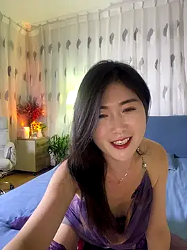 Snapshot of xtt1689999 chatting on 09-10-25, 01:33 xtt1689999 online show from 09-10-25, 01:33