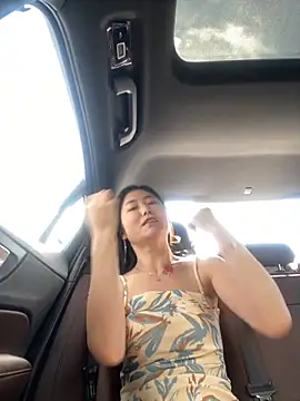 Snapshot of xtt1689999 chatting on 10-04-25, 02:42 xtt1689999 online show from 10-04-25, 02:42