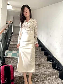 Snapshot of xtt1689999 chatting on 11-05-25, 03:17 xtt1689999 online show from 11-05-25, 03:17