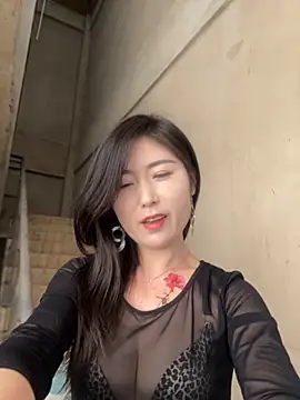 Snapshot of xtt1689999 chatting on 11-13-25, 03:49 xtt1689999 online show from 11-13-25, 03:49