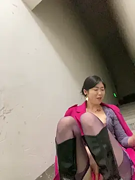 Snapshot of xtt1689999 chatting on 12-01-25, 03:50 xtt1689999 online show from 12-01-25, 03:50