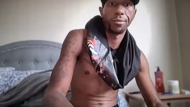 Snapshot of BBCGottii chatting on 11-27-25, 08:55 BBCGottii online show from 11-27-25, 08:55